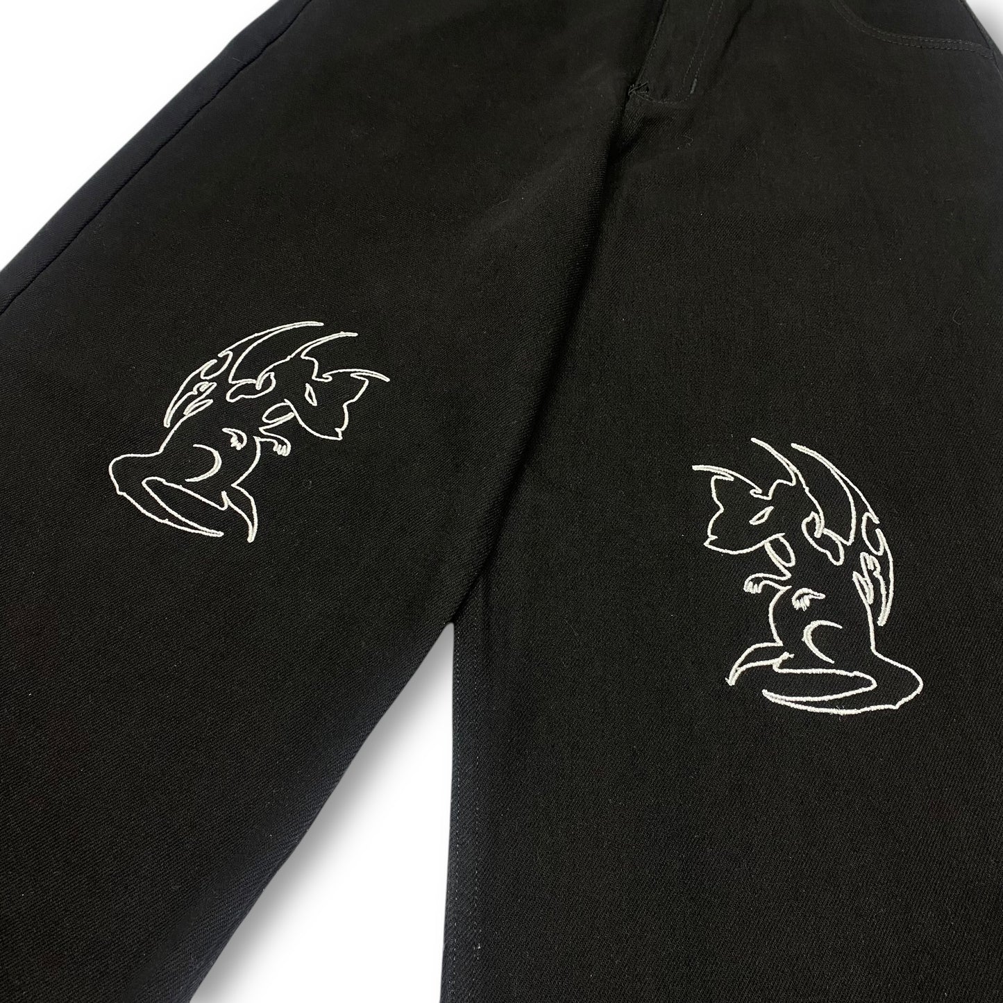 PANTALON NEGRO RUINS X RUSTY