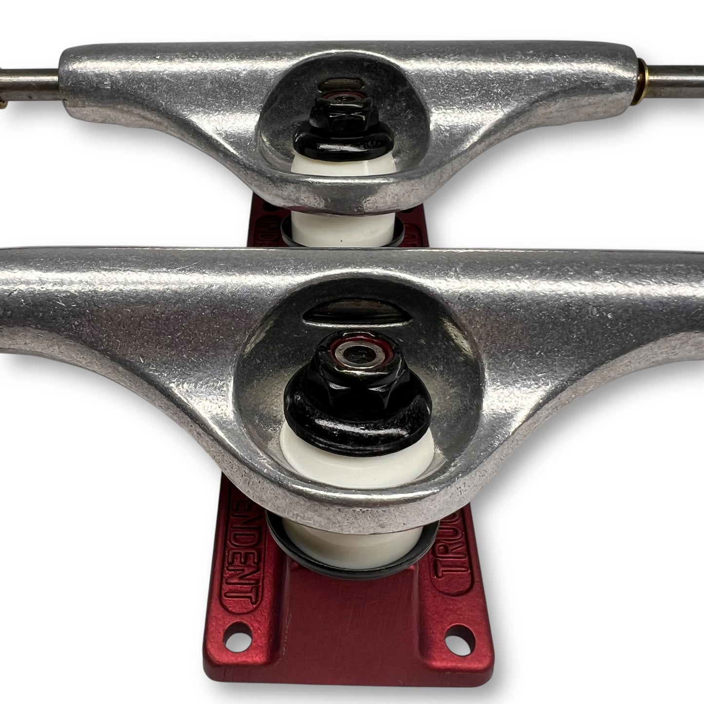 TRUCKS INDEPENDENT DELFINO