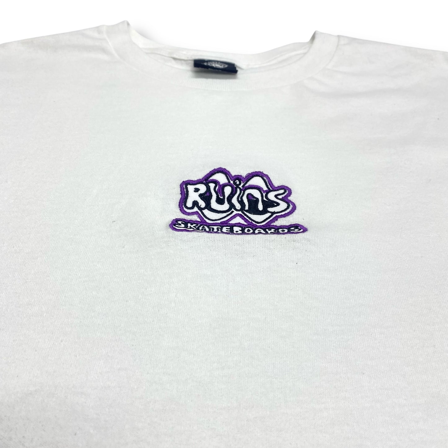 CAMISETA RUINS EYES